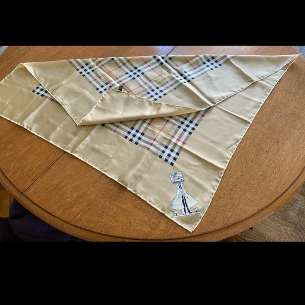 Burberrys silk scarf NEW